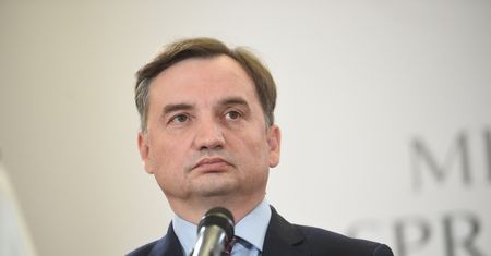 Zbigniew Ziobro chce delegalizacji Reformowanego Kościoła Katolickiego