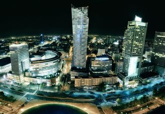 Budżet Warszawy. Stolica zwiększa dochody i tnie wydatki