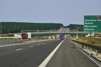 Bramki na autostradach znikną za dwa lata? Rząd szuka sposobu poboru opłat