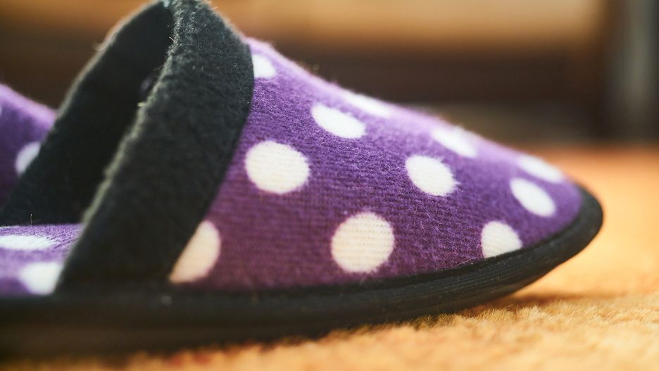 kapcie bambosze slippers buty domowe obuwie domowe obuwie do domu kapcie domowe