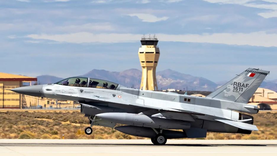 F-16 Block 70 sił powietrznych Bahrajnu w bazie Edwards