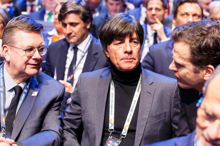 Joachim Loew (w środku)