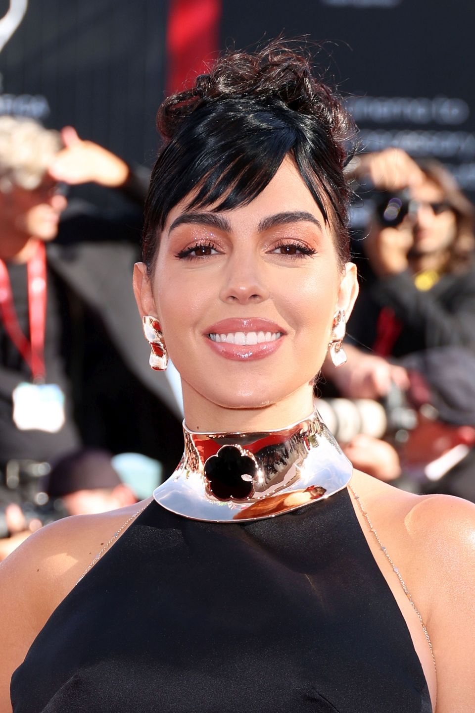 Georgina Rodriguez na czerwonym dywanie w Wenecji