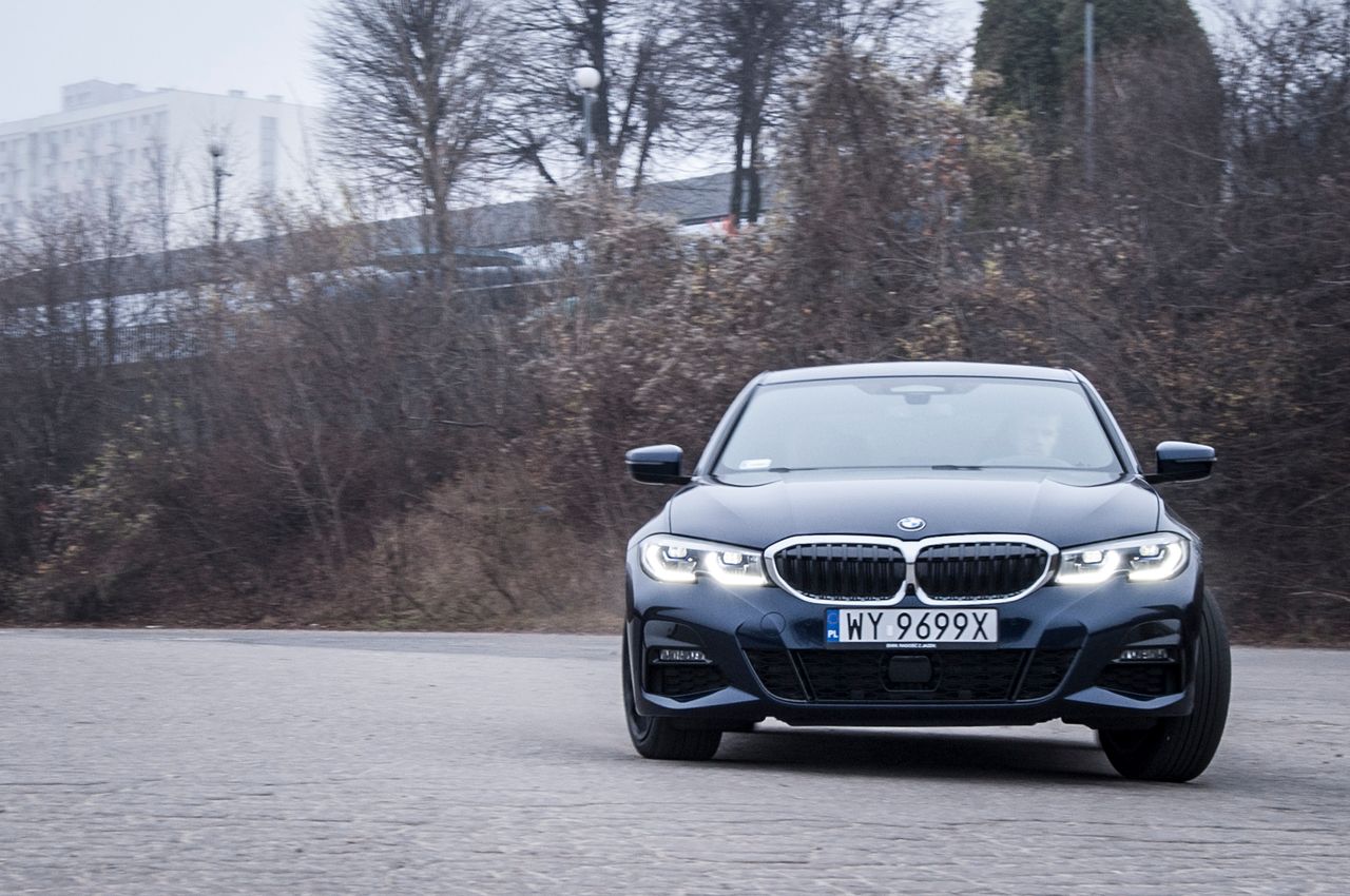 BMW 330e (fot. Mateusz Żuchowski)