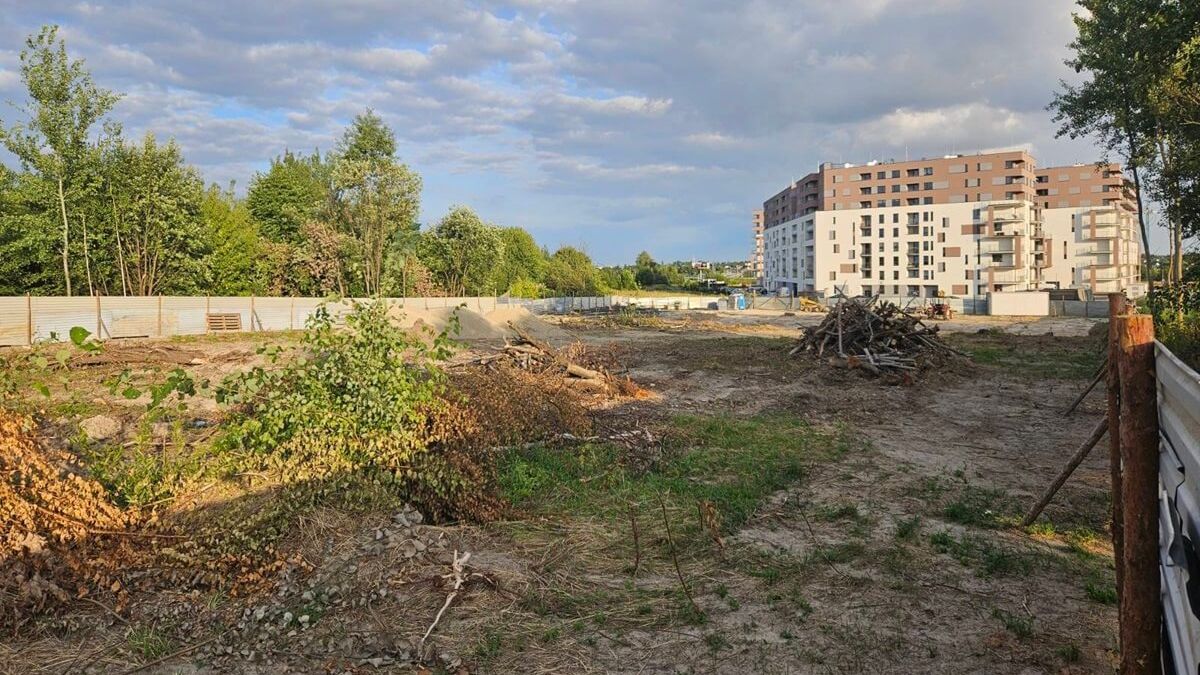 Na działce u zbiegu ulic Królowej Jadwigi i Zygmunta Augusta powstanie Biedronka