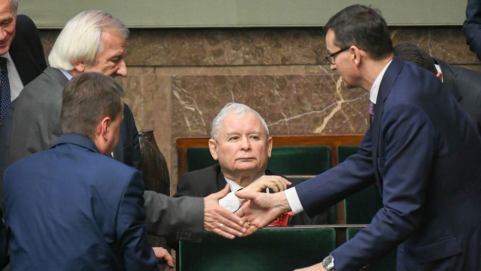 Jarosław Kaczyński dba o swoich.