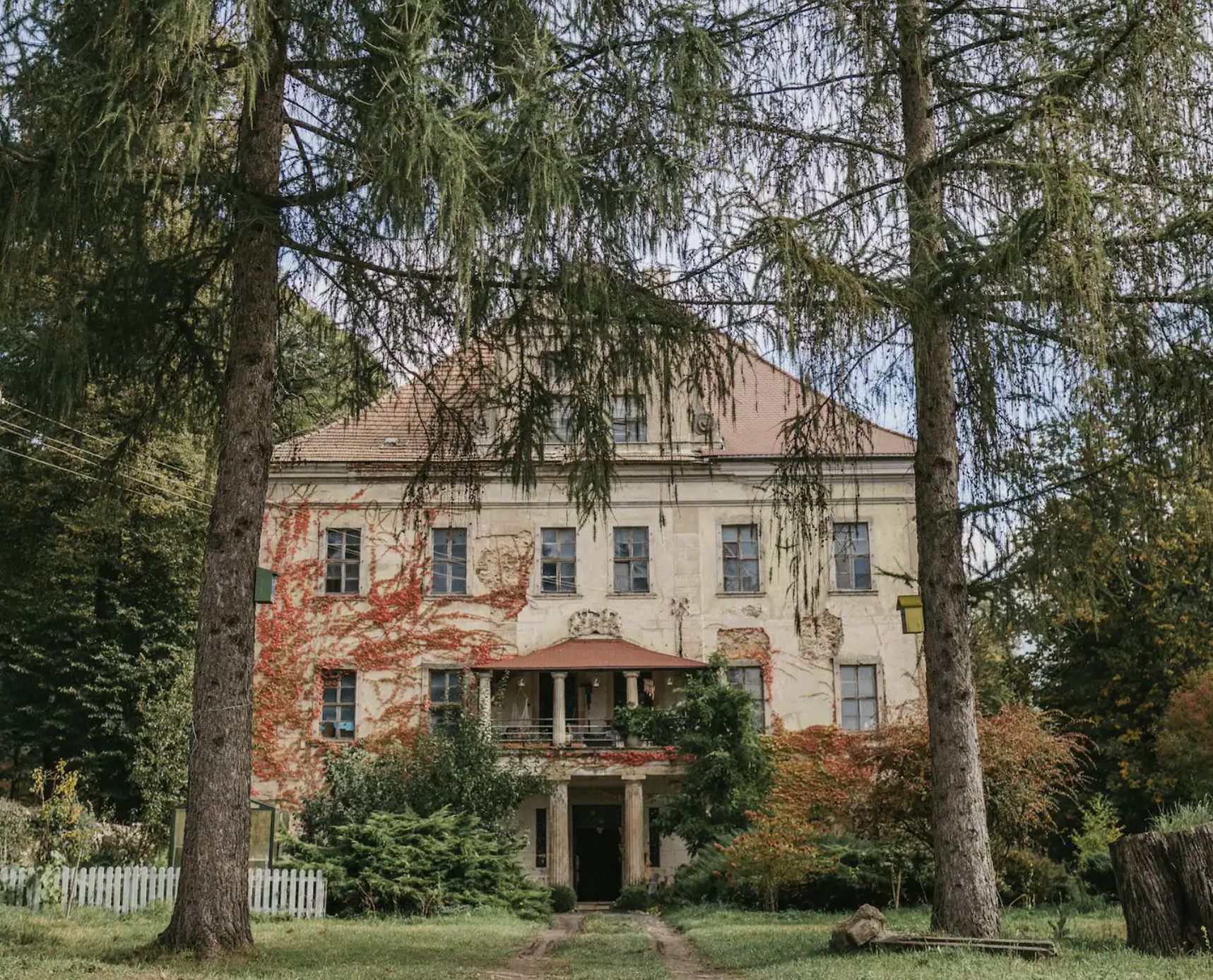 Pałac Rząsiny