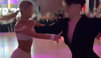 Trudno oderwać wzrok. Wielka wrzawa na studniówce