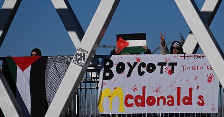Problemy McDonald's na Bliskim Wschodzie. Muzułmanie bojkotują sieć
