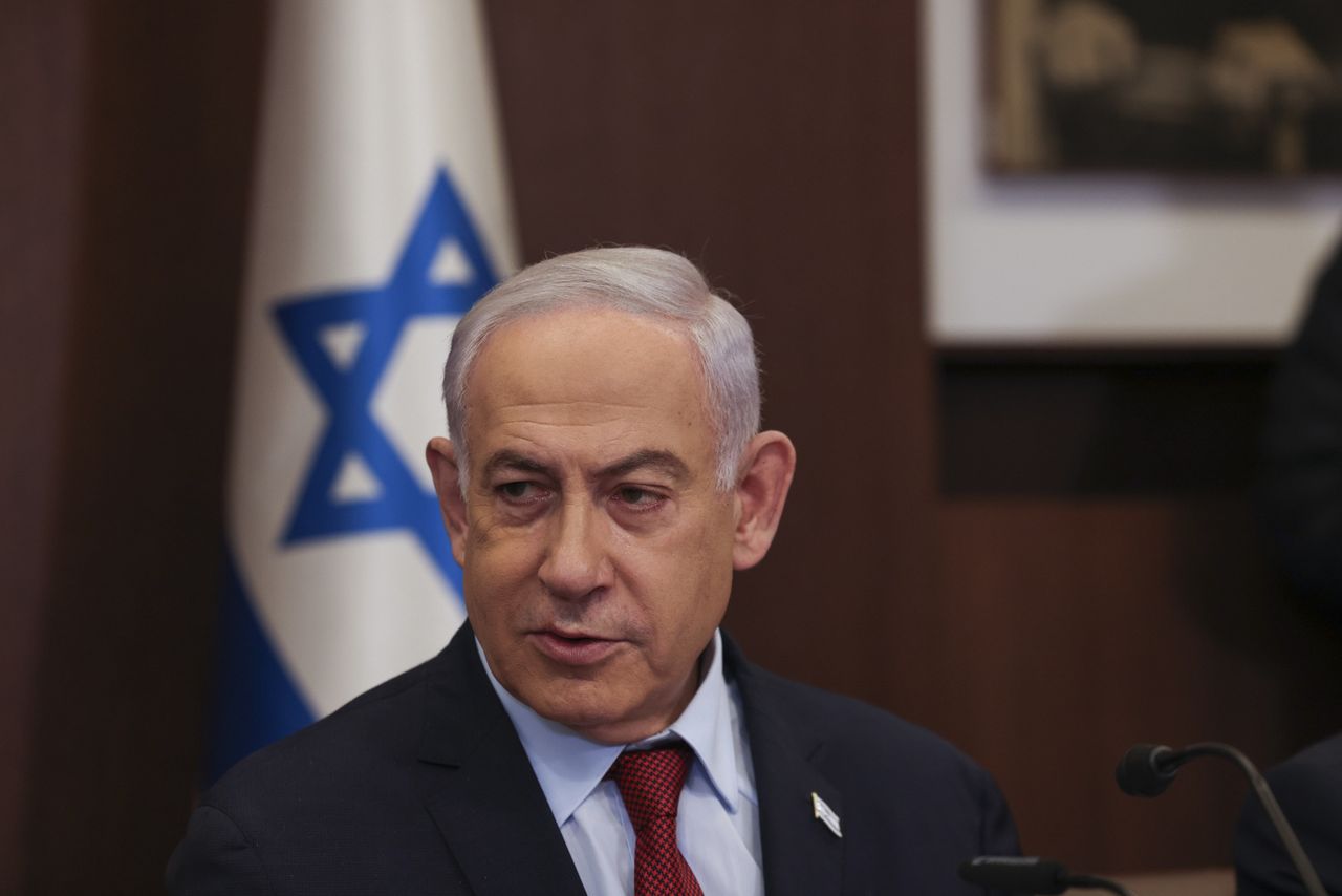 Netanjahu triumfalnie. "Poddali się"