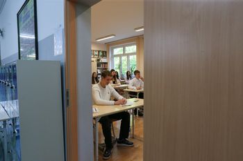 Egzamin ósmoklasisty 2025. Język polski - arkusz, odpowiedzi. Gdzie sprawdzić i kiedy wyniki?
