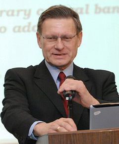Balcerowicz: wprowadzenie euro nie dotknie najbiedniejszych
