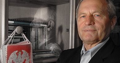 Kryzys w MON wymaga nie tylko zaciśnięcia pasa