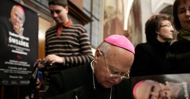 Abp Gocłowski świadkiem w procesie Stella Maris
