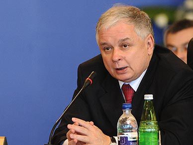 Lech Kaczyński: rząd nie znajduje pieniędzy