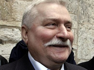 "IPN patrzy na Wałęsę przez dziurkę od klucza"