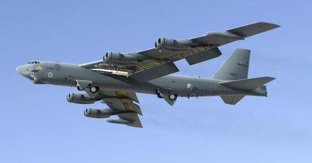 Boeing oblał test. Rozpadł się na kawałki i spadł do oceanu