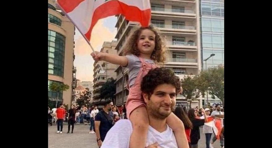 Bejrut. 3-letnia dziewczynka zmarła z powodu obrażeń. Wybuch w dosłownie wyrwał ją z ramion matki