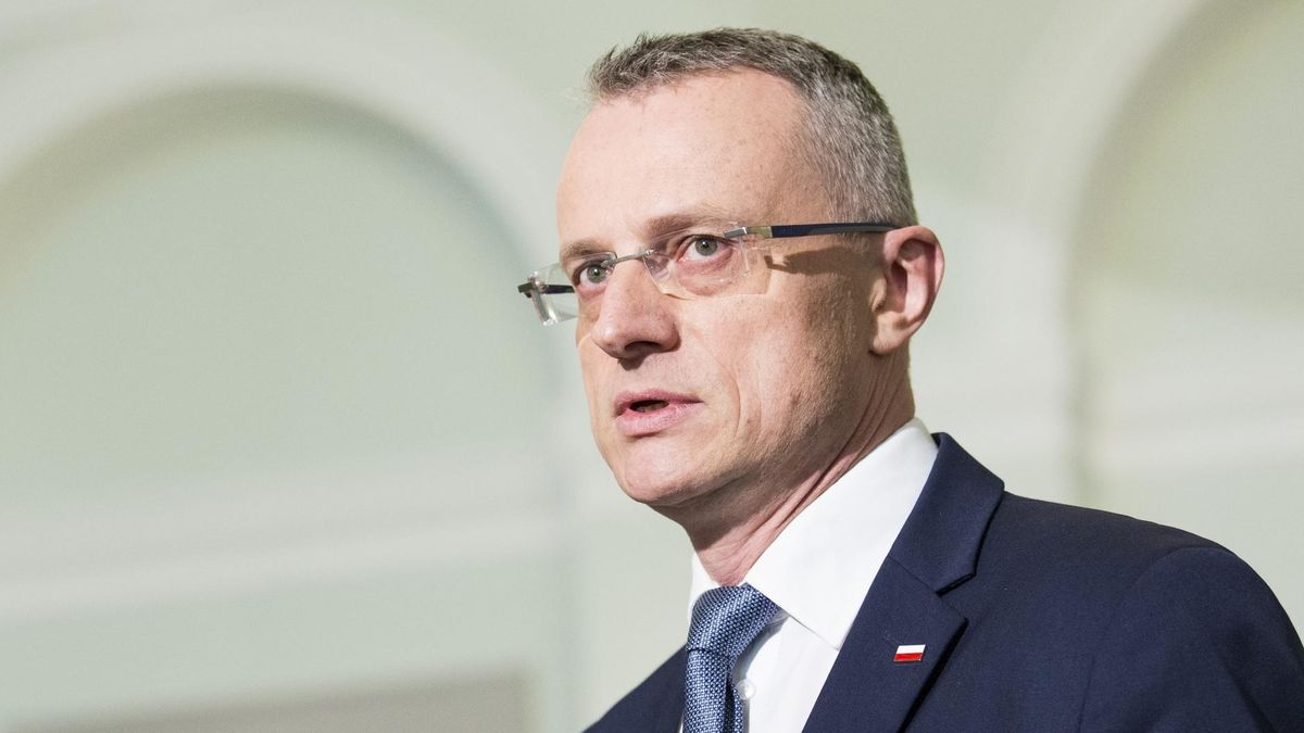 Polskie firmy nie boją się wychodzić nieco dalej i myśleć o dalekich rynkach - uważa wiceszef MSZ Marek Magierowski.