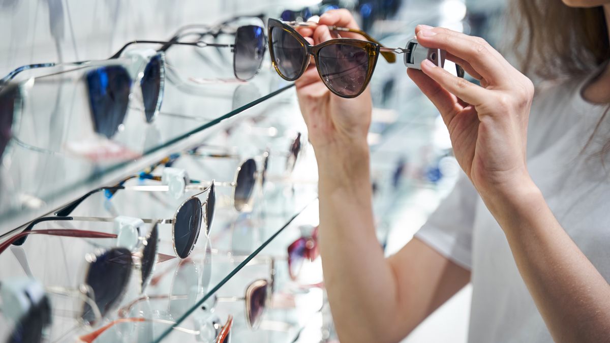 Jakie okulary przeciwsłoneczne wybrać? 