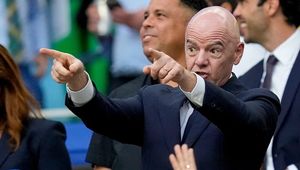 64 zespoły na MŚ? "To nieuniknione. Pieniądze rządzą światem"