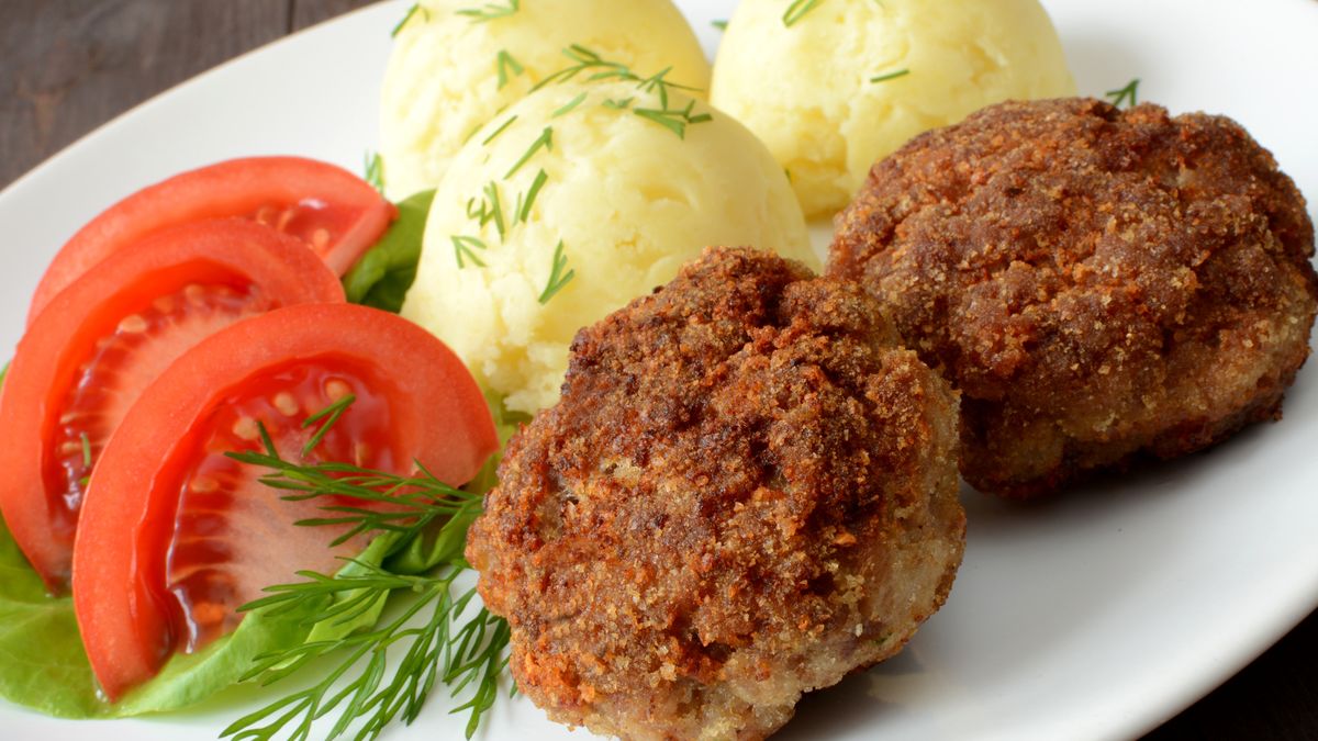 Kotlet mielony z kurkami