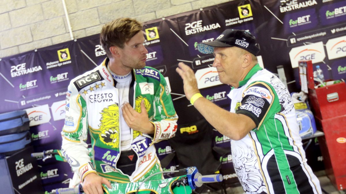 WP SportoweFakty / Łukasz Trzeszczkowski / Na zdjęciu: Matej Zagar i trener Marek Cieślak.