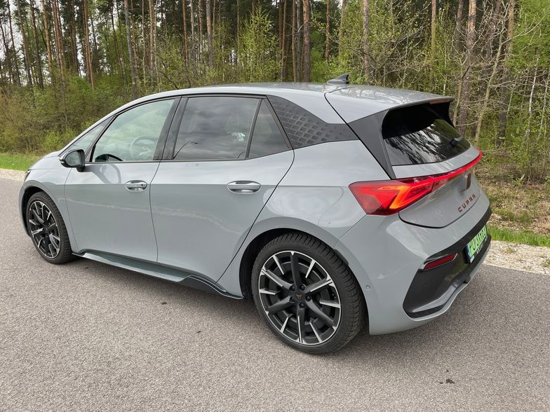 Cupra 77 kWh