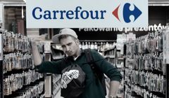 „Zgłoś przygotowanie” w reklamach oferty szkolnej Carrefoura (wideo)