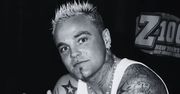 Ujawniono przyczynę śmierci wokalista Crazy Town. Seth Binzer miał 49 lat