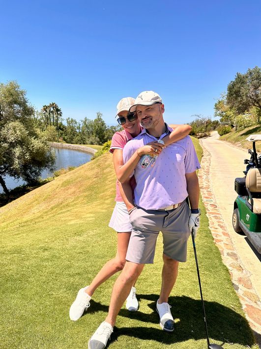 Omenaa Mensah i Rafał Brzoska zapraszają na weekend golfowy