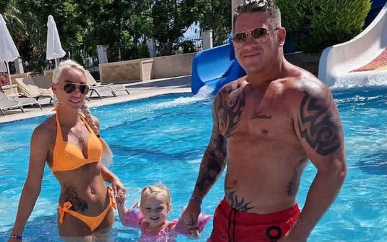 Podarli mu paszport na oczach dzieci. Anglik nie poleciał na wakacje