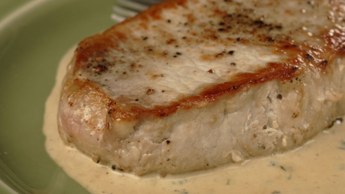 Przepis na kotlet schabowy duszony w mleku