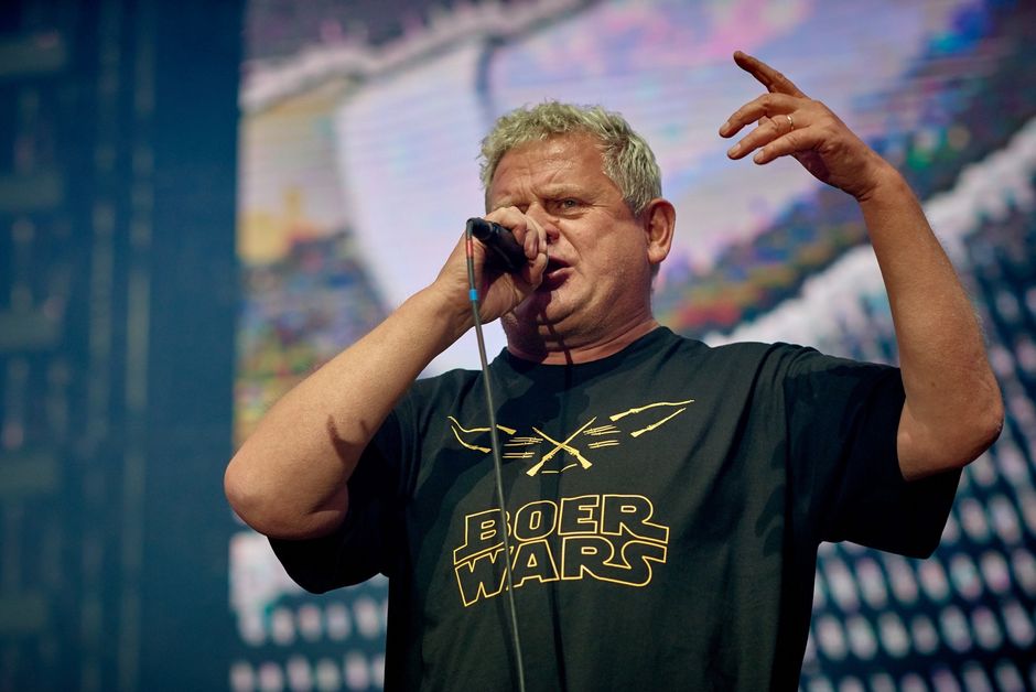 Kazik Staszewski podczas koncertu Kultu na Pol’and’Rock Festival 2019 (fot. East News)