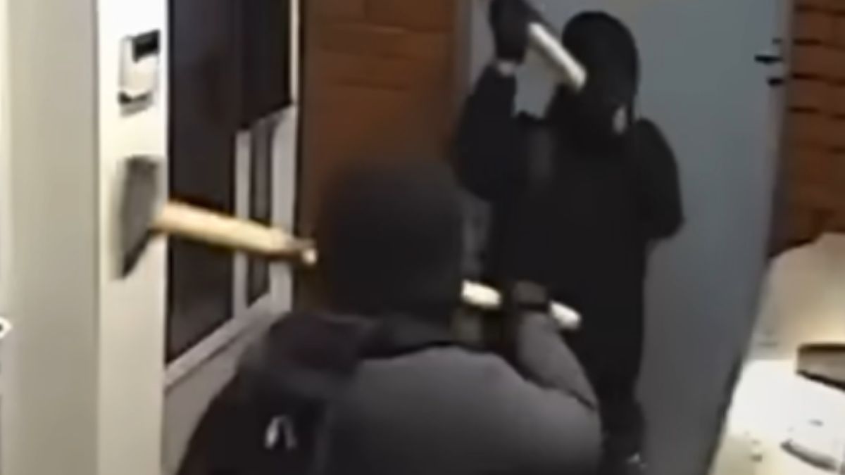 Zapadł wyrok w sprawie "młociarzy", którzy napadli na kantor