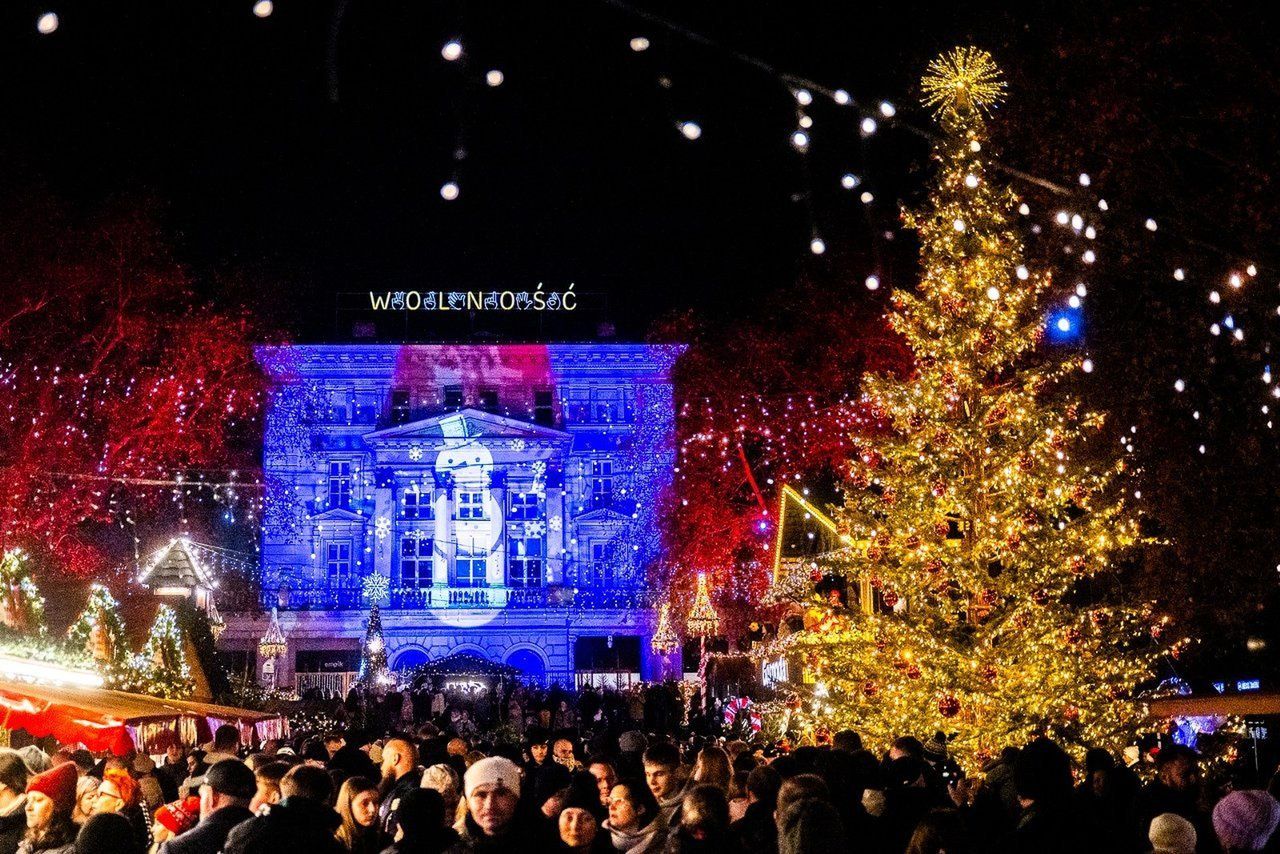 Choinka w Poznaniu na Placu Wolności