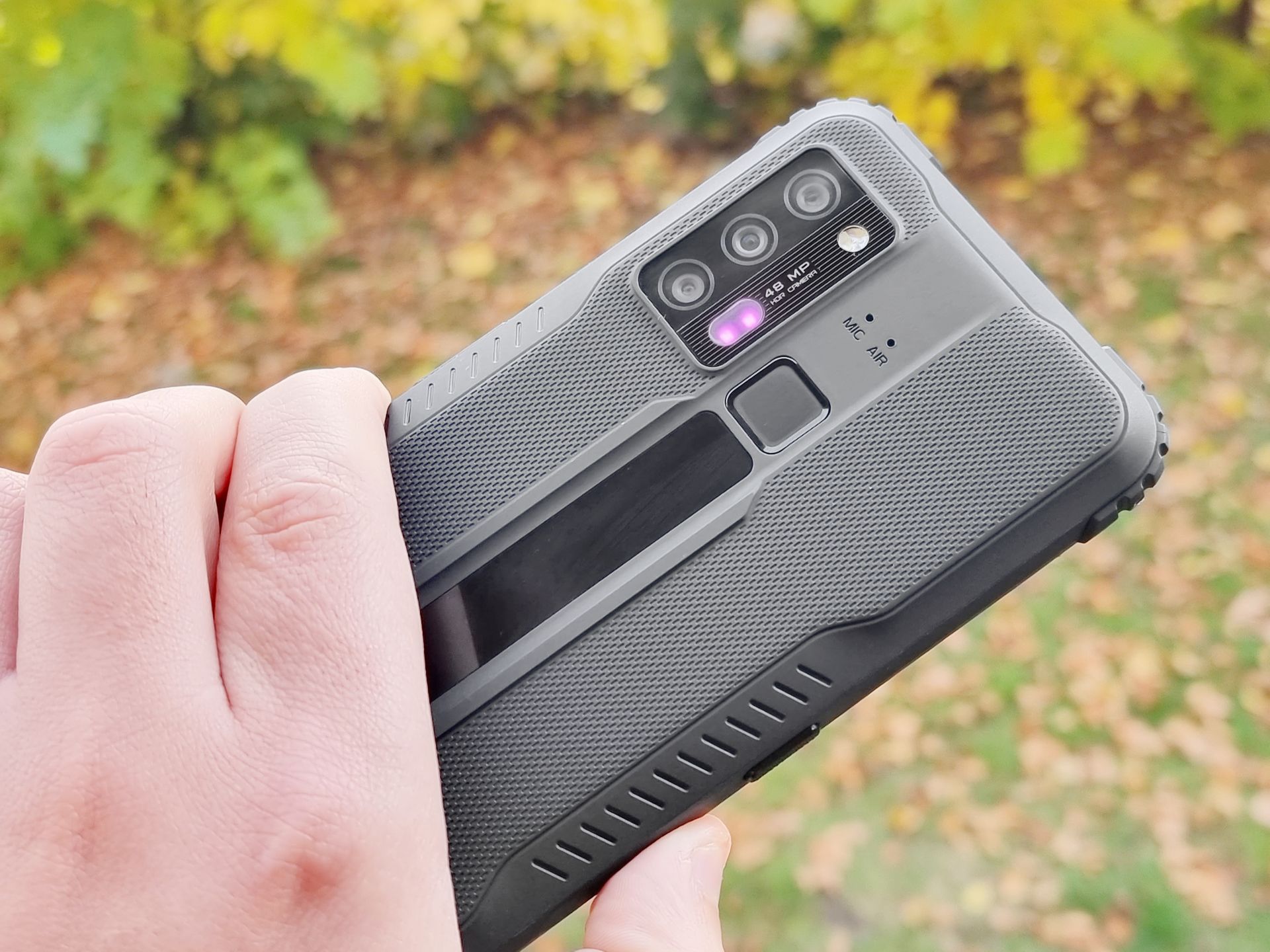 Takie innowacje lubię. Ten smartfon ma prawdziwy noktowizor 2