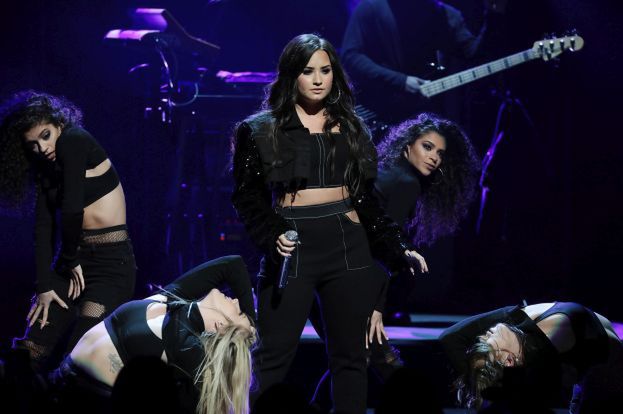 Demi Lovato wróciła do nałogu. "Wszyscy myśleli, że to problemy ze snem"