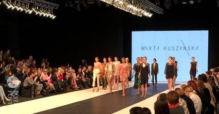 Te ubrania z pokazów Studio na Fashion Week Poland chcielibyście mieć w swojej szafie. Zebraliśmy najciekawsze propozycje młodych projektantów