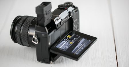 Panasonic Lumix GX7 - mistrz personalizacji [test]