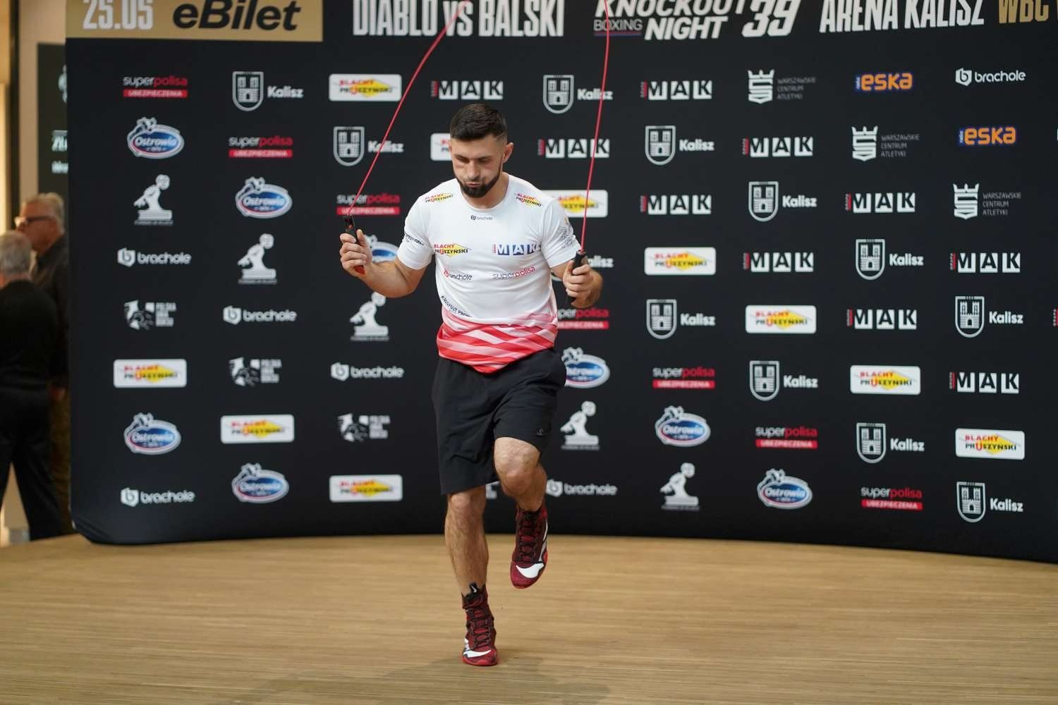 Trening medialny przed galą boksu zawodowego Knockout Boxing Night 39 w Kaliszu