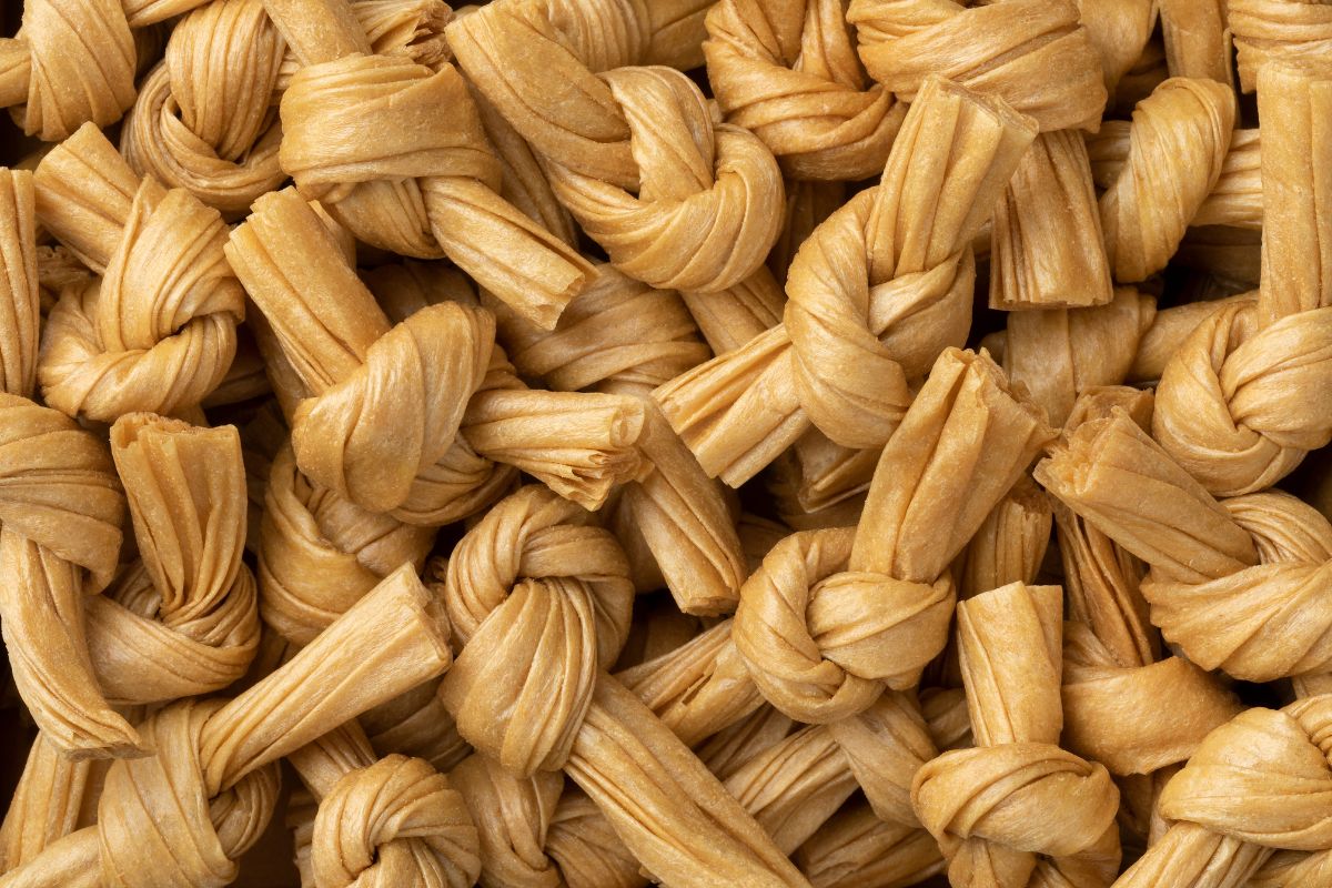 Suszona yuba w formie węzłów