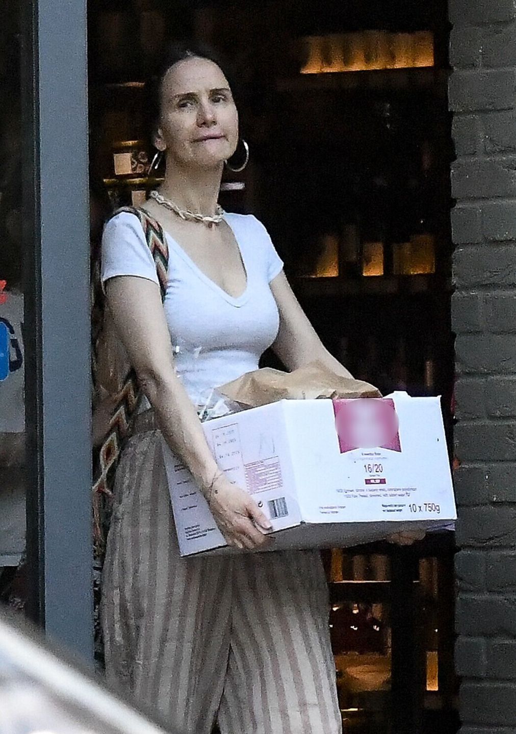 Viola Kołakowska w obiektywie paparazzi