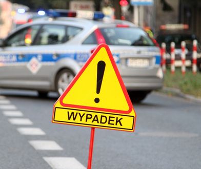 Warszawa. Zderzenie na S8 dwóch samochodów i ciężarówki