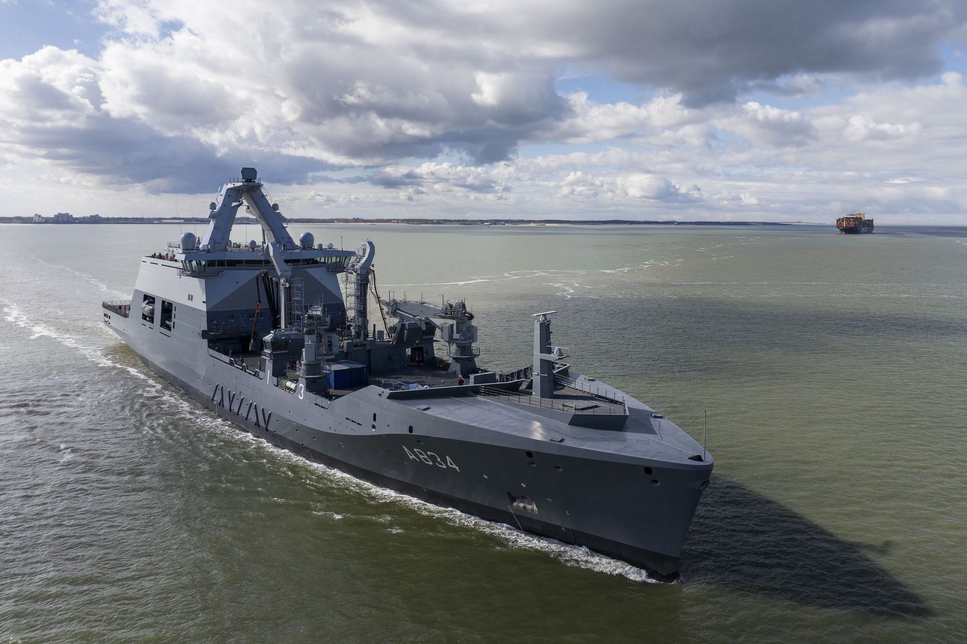 Holandia mówi "stop" działaniom Trumpa. Wycofuje marynarkę wojenną