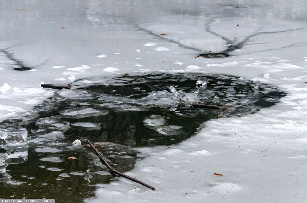 utonięcie, jezioro, rzeka, ryby, wędka Tragedia nad wodą. 15-latek utonął w przeręblu