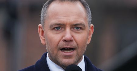 "Zatruta kampania". Kulisy historii Karola Nawrockiego. "W PiS o tym nie wiedzieli"