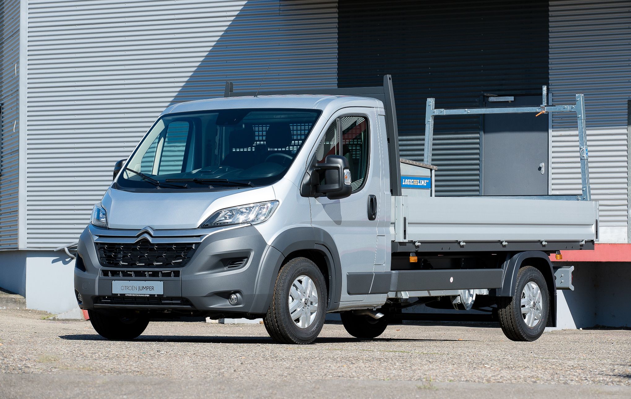 Citroen i Peugeot zrezygnują z pomocy FCA w produkcji aut dostawczych