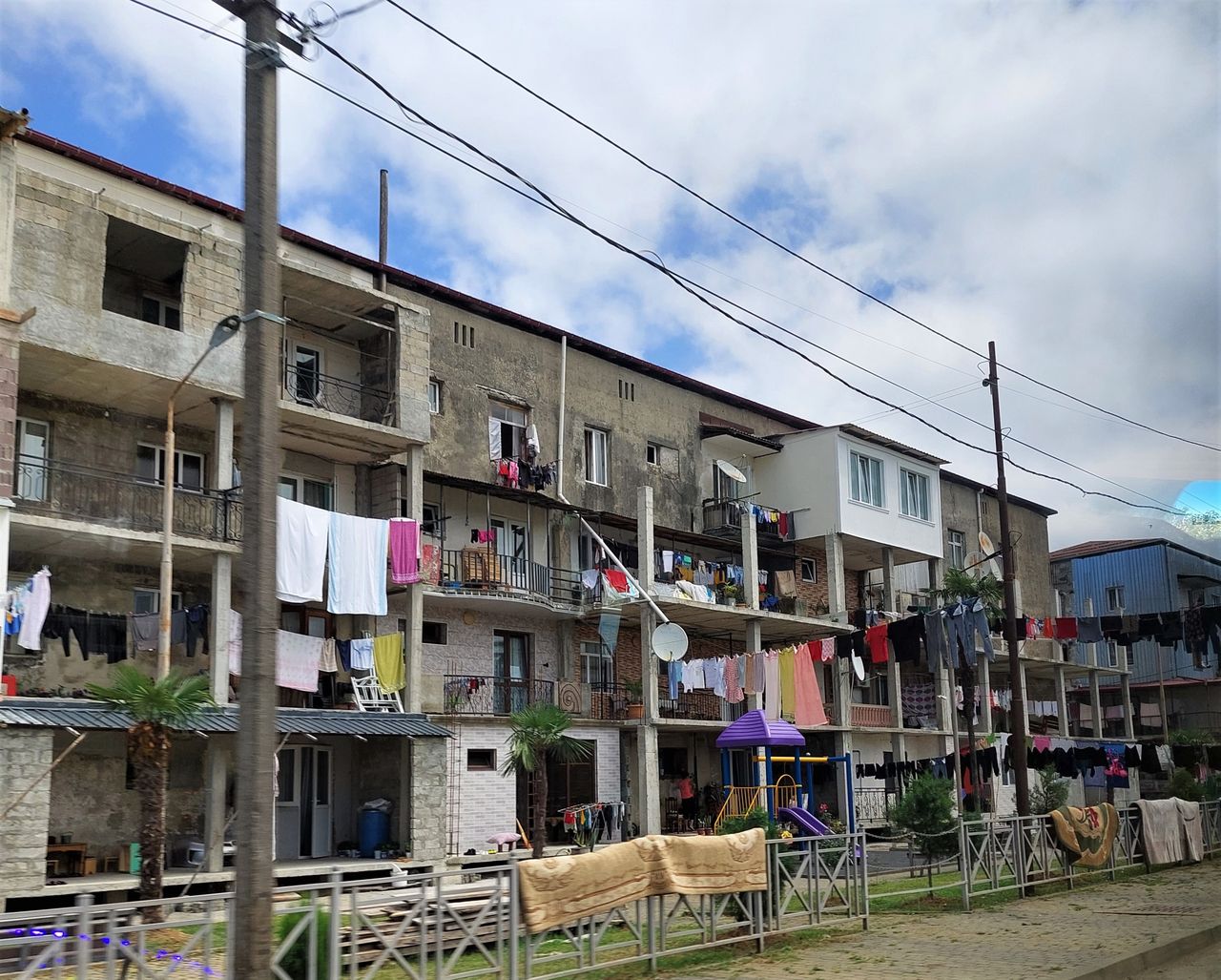 Drying laundry is a characteristic sight in Batumi.