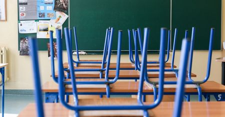 Zamknięte szkoły. Nauczycielka podstawówki zakażona koronawirusem. Wprowadzono nauczanie zdalne